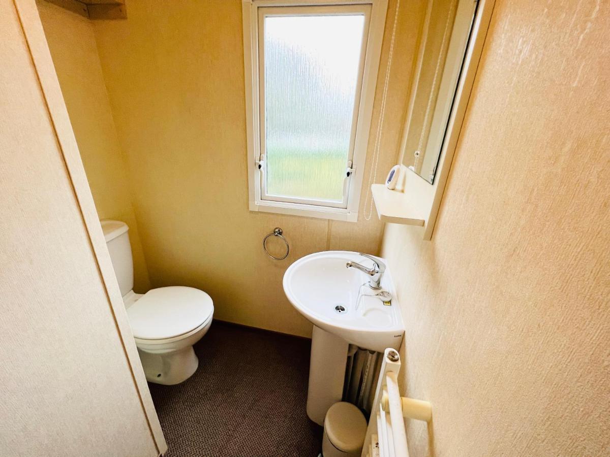 2 Bedroom Caravan Nv16, Lower Hyde, Shanklin, Isle Of Wight Экстерьер фото